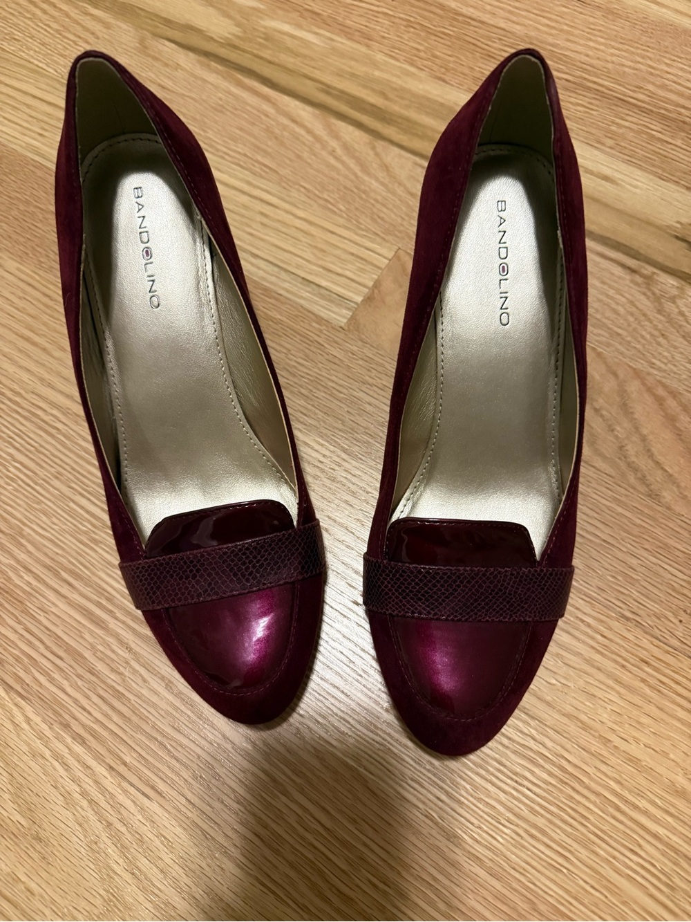 Bandolino Burgundy Patent & Suede Loafer Heel